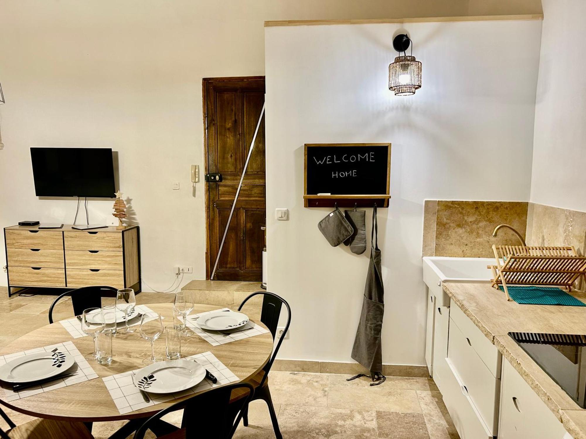 Notre Dame Des Anges Apartamento Lurs Exterior foto